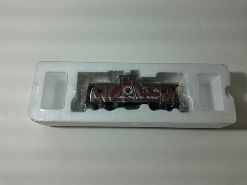 Atlas 20 001 567 HO Scale Cupola Caboose Northern Pacific #1106