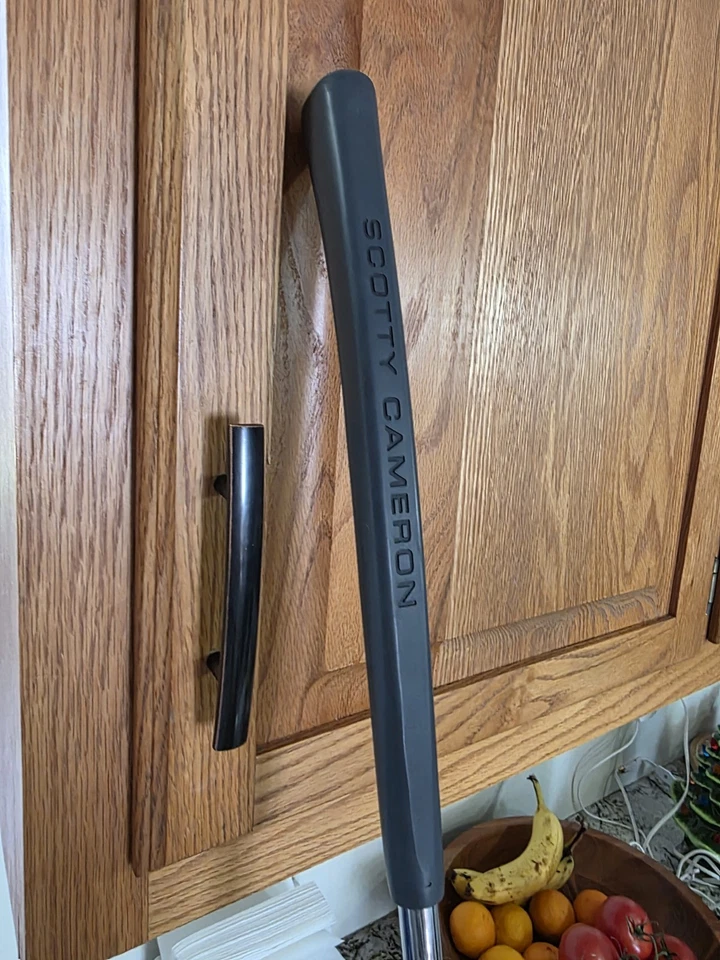 Titleist Scotty Cameron Phantom X 7.5 Putter 34 Inches with head cover - Image 4 of 4