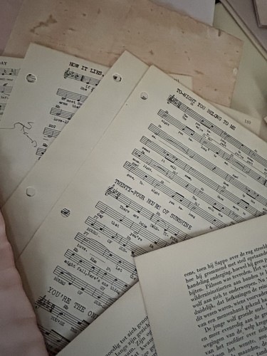 100+ Hand Dyed Paper Tea Avocado Aged Grunge look junk journal Vellum Ephemera - Picture 9 of 16
