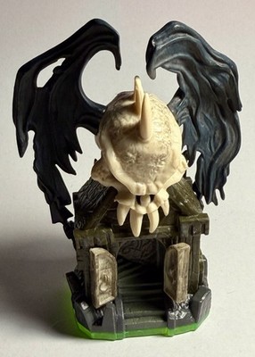 Skylanders Spyro's Adventure Darklight Crypt Activision 2011 Skull Cemetary #2