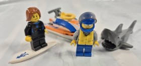 Lego City #60011 Surfer Rescue 2013 - 100% Complete with Instructions