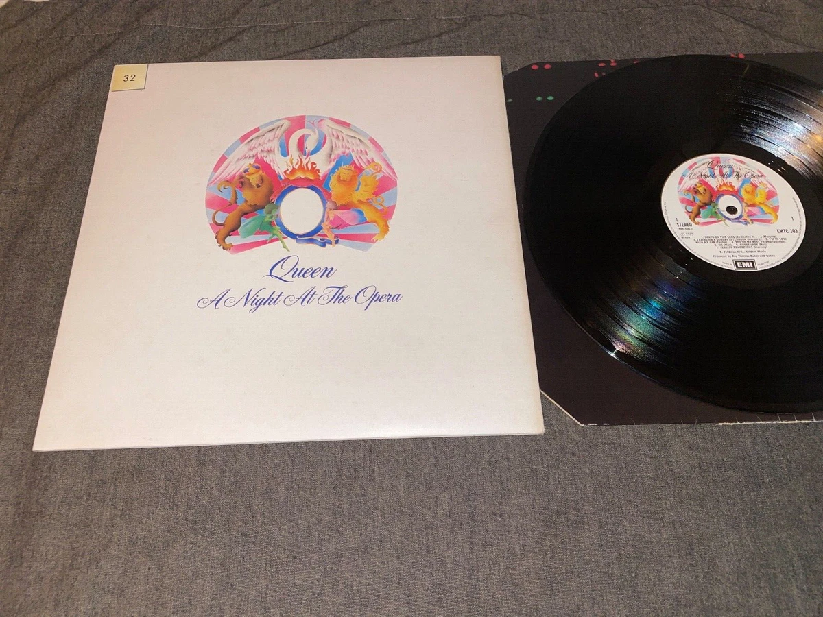 UK EMTC 103 ed1 Queen: A Night At The Opera. INNER SLEEVE