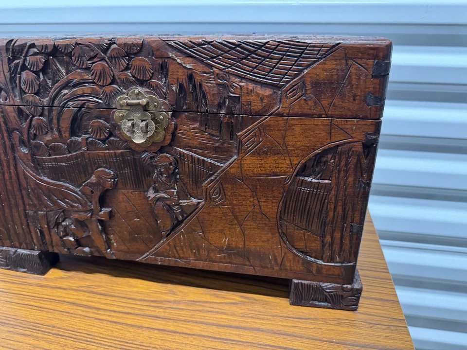 Vintage Hand-Carved Chinese Camphor Wood Chest Antique Tea Art Collectible Box - Image 3 of 4