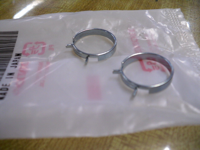 ホワニータ015 TWO 90651-VD6-901 GENUINE HONDA DRIVE SHAFT RETAINING CLAMP FITS
