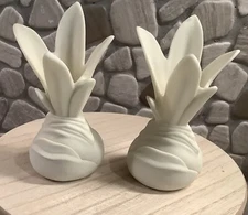 DEPT 56 PAIR OF VINTAGE AMARYLLIS BULB CANDLE HOLDERS