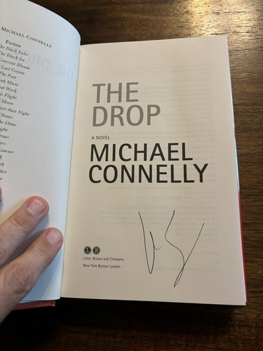 SIGNED The Drop By Michael Connelly 1st Printing First Edition 2011 HCDJ - Picture 2 of 12