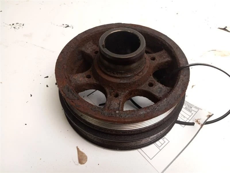 Equilibrador armónico Cadillac CTS 2007-2009 Foto 2 de 4