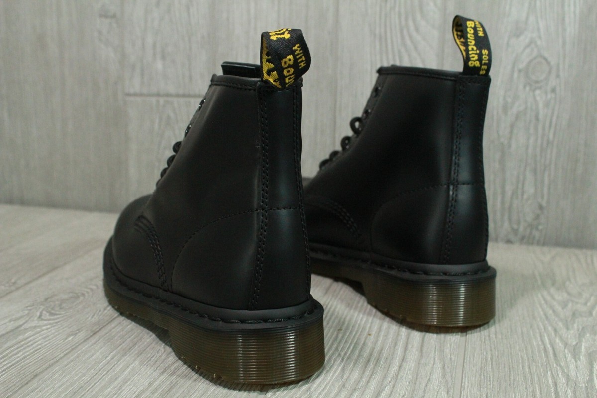 65 Rare DR. MARTENS 101 Black Smooth Leather Chelsea Boots Shoes