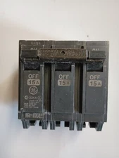 GE THHQB32015 Breaker
