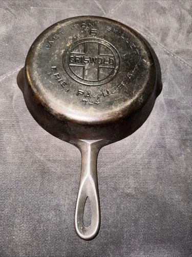Griswold 5 Cast Iron Skillet Large Logo Block Letters 724 Erie, Pa, USA