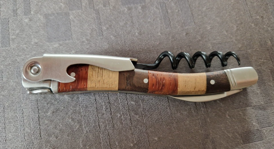 Couteau Sommelier Laguiole - Bois differentes essences + boite - jamais servi - Photo 4/4