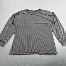 MoCo Boutique Long Sleeve Shirt Women’s Medium