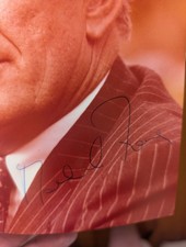 2 Autographs of Australia's 22nd Prime Minister Malcolm Fraser (1975–1983)