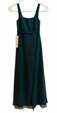AZAZIE Junior Bridesmaid Dress Emerald Green Bust 24”, Waist 20”, Hips 26”