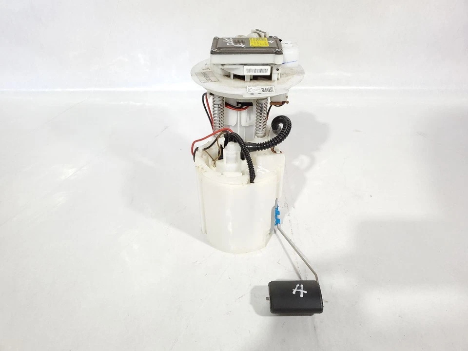 Kia Optima 2017 2018 OEM bomba de combustible montado en tanque 1,6 L Foto 2 de 4