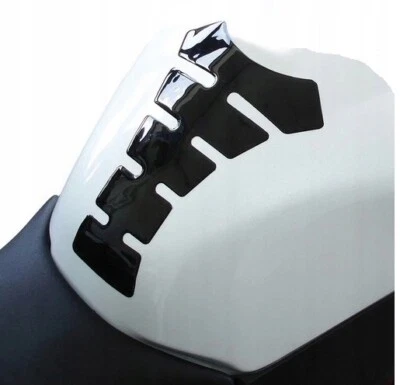 Autocollant TANK-PAD NOIR BRILLANT pour SUZUKI GSR 600 750 SFV GLADIUS - Photo 1/3