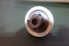 JAMES MILLEN MFG 39016 SHAFT COUPLING STEATITE FOR 1/4" SHAFT