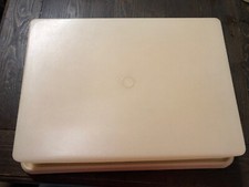 Vintage Tupperware Harvest Gold Rectangle Cake / Sheet Cake Carrier 14x10 NICE