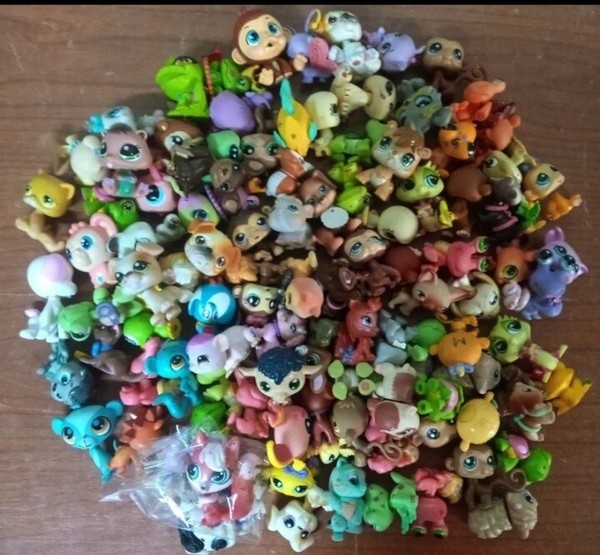 100 Little Pet Shop lot