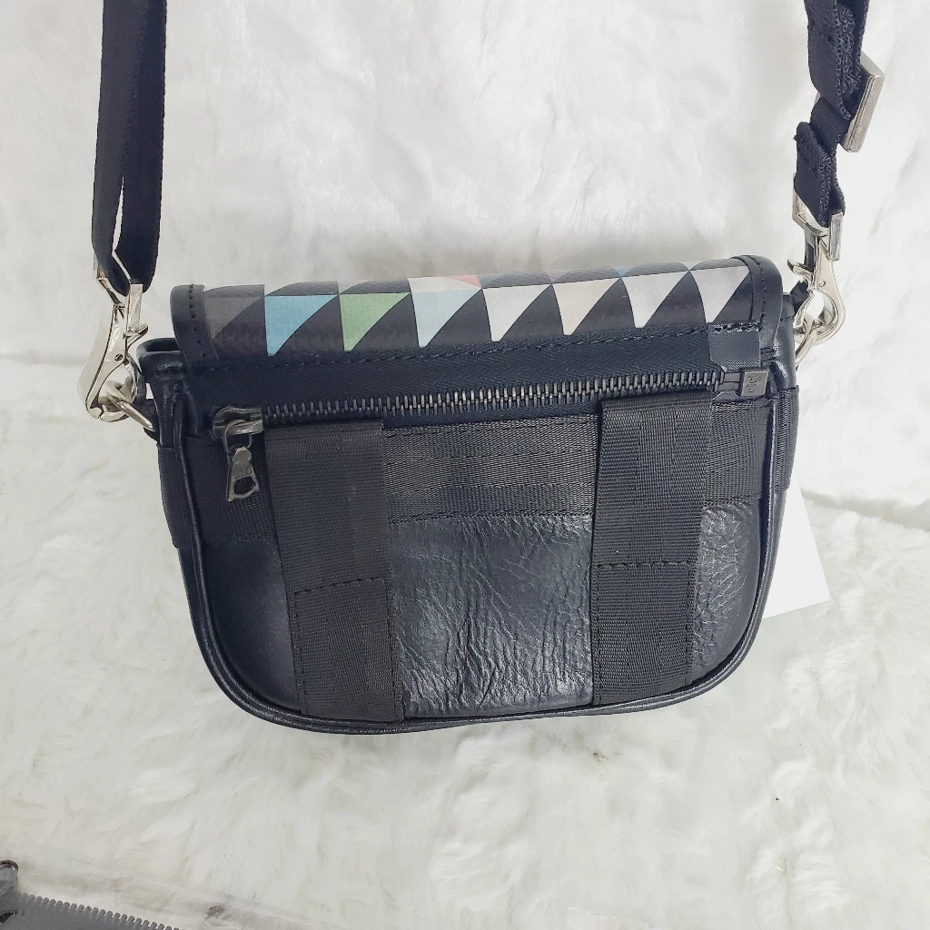 Purses with interchangeable flaps outlet