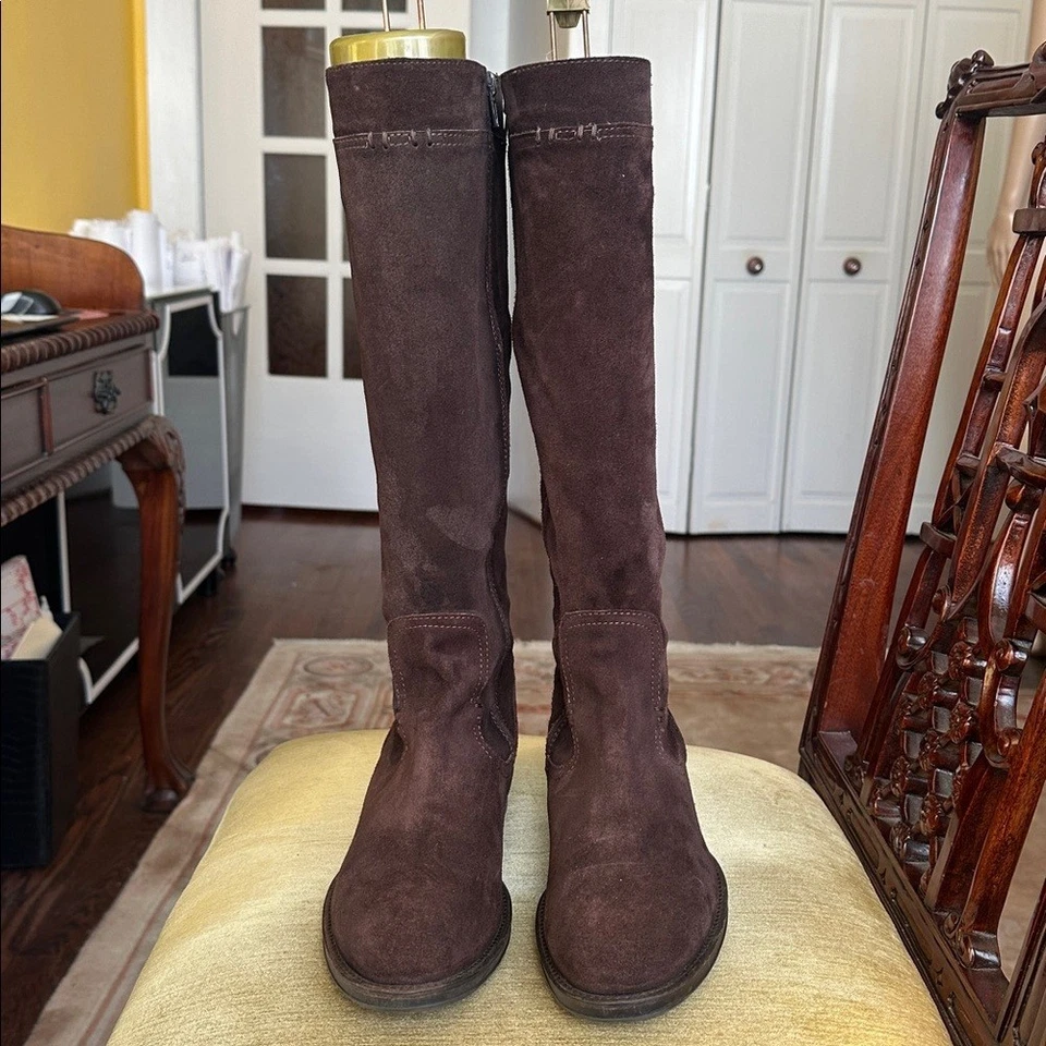 Botas de Montar Vera Wang Etiqueta Lavanda Marrón Gamuza Talla 10.5 Hechas en Italia Foto 4 de 4
