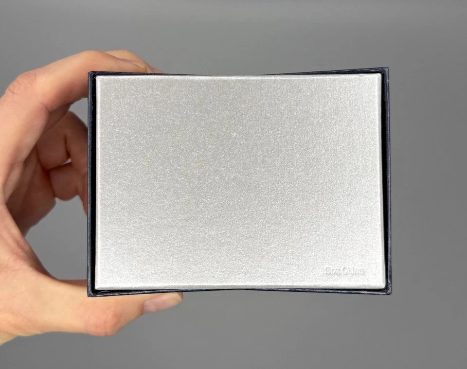 ✅ NUEVO RELOJ BULOVA VACÍO PRESENTACIÓN EXHIBICIÓN CAJA DE ALMACENAMIENTO CON FOLLETO Foto 4 de 4