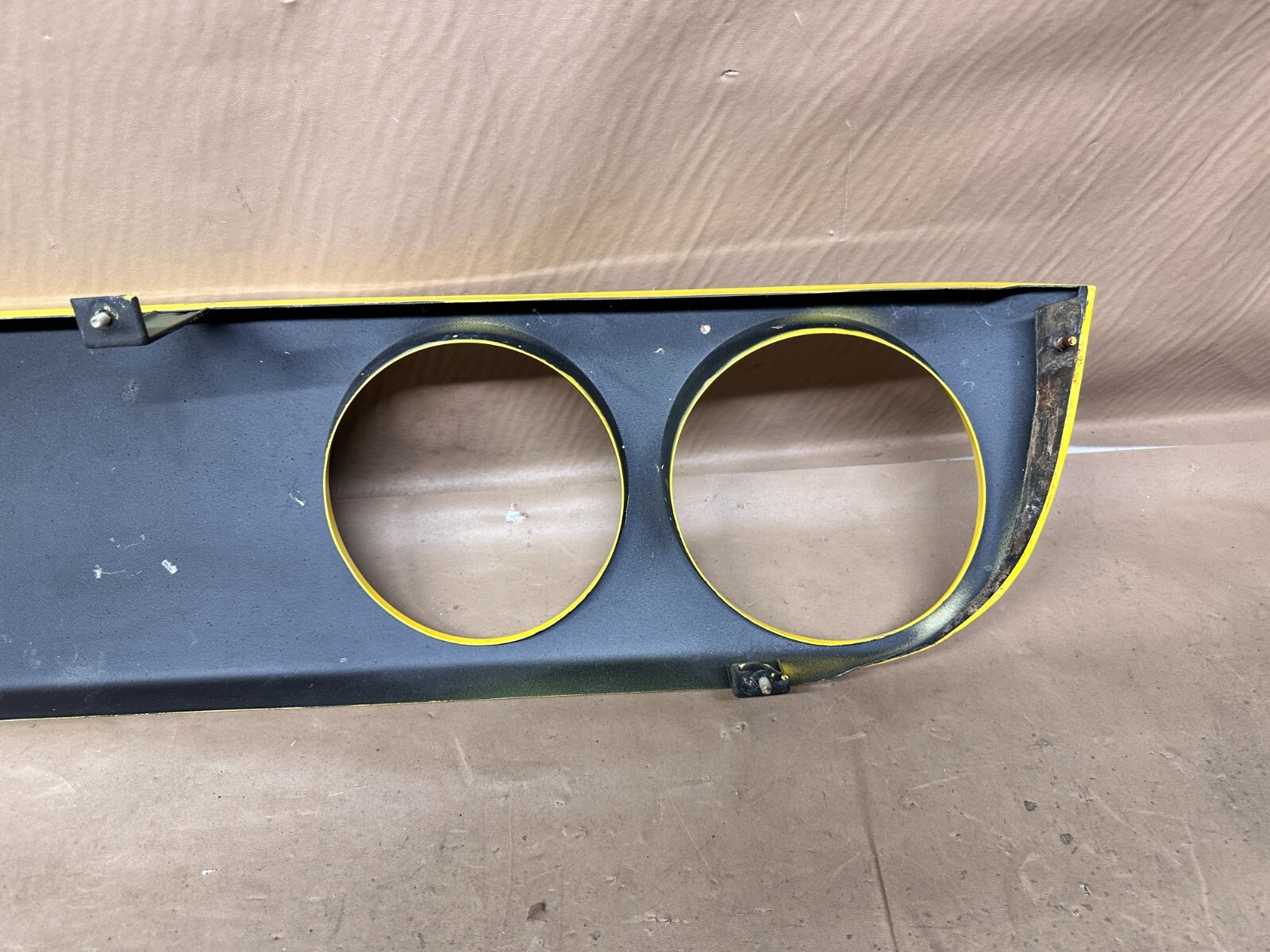 1999 FERRARI F355 F129 REAR TAIL LIGHT BEZEL COVER PANEL TRIM STEEL YELLOW OEM