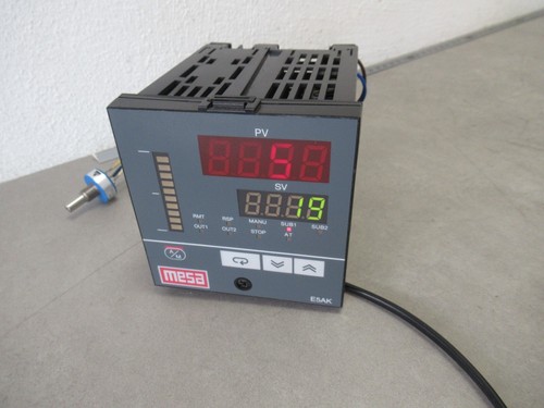 Mesa E5AK-AA2-500 +2 E53R Temperaturregler Netz Power 85-264 Volt AC