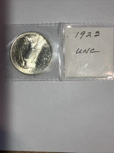 1923 United States Silver Peace Dollar $1 Uncirculated