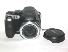 Fujifilm FinePix S8000fd 8.0MP Digital Camera - Black #4213