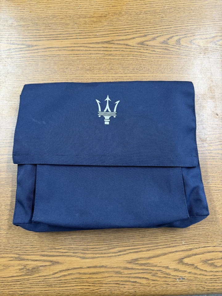 Manual Del Propietario Del Maserati Quattroporte 2003-2013 Con Estuche OEM - Imagen 3 de 4