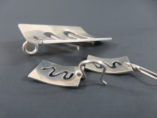 "925" Sterling Silver Rectangle Cut Out Pendant/M… - image 3