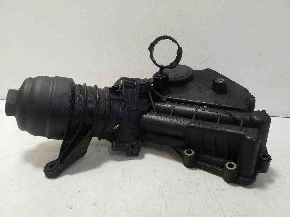Soporte filtro aceite VOLVO XC60 30757730 2.0 diésel 120kw 2012 32166970 Foto 2 de 4