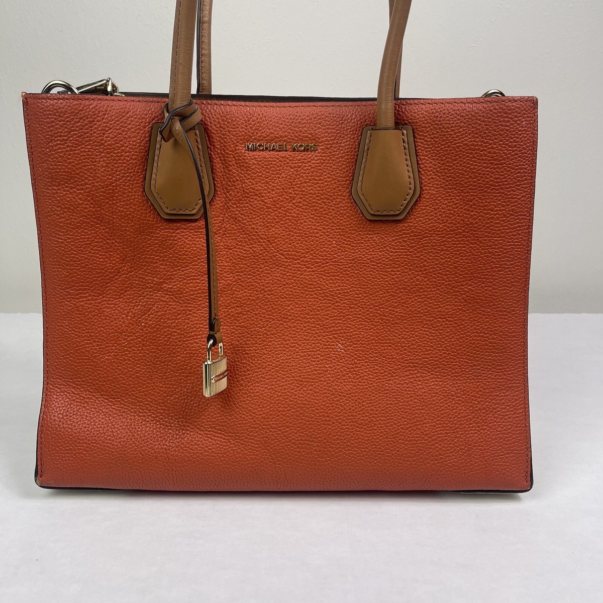 MICHAEL KORS トートバッグ 30F7GL0L3L 532 ACORN Amazon.com: Michael Kors Large Leather Top Zip Tote Bag