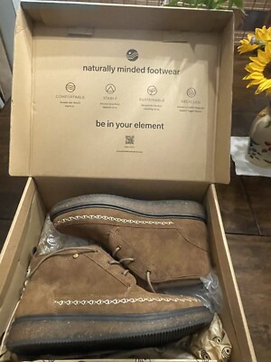 earth elements woman shoe size 9.5 arrowhead Camel Suede