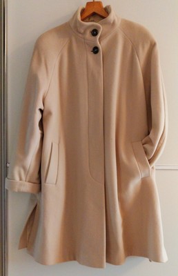 Damen Mantel aus Kaschmir und Wolle  Größe 42-44  sehr gut Qualität 