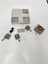Micro Machines Travel City Battle Block Pocket Playset 1987 Galoob Incomplete