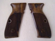 CZ 75 Shadow 2 Fine English Walnut Checkered/Logo Pistol Grips NEW! U2