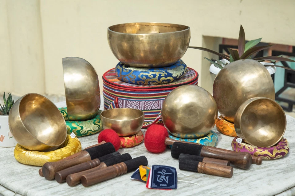 Singing Bowl set of 7 - Tibetan Singing bowls made in Nepal - Chakra Note Tunes - Image 3 of 3
