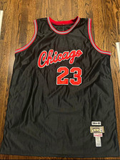 Mitchell & Ness Hardwood Classics Michael Jordan 23 Bulls Jersey Size 60 Black