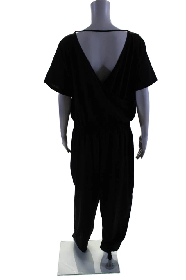 Mono de mujer Elle Lauri manga corta cuello en V pierna ajustada negro talla grande Foto 3 de 4