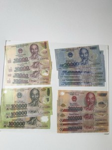 Viet Nam real money Banknotes Lot 10,000₫ 20,000₫ 100,000₫ 200,000₫