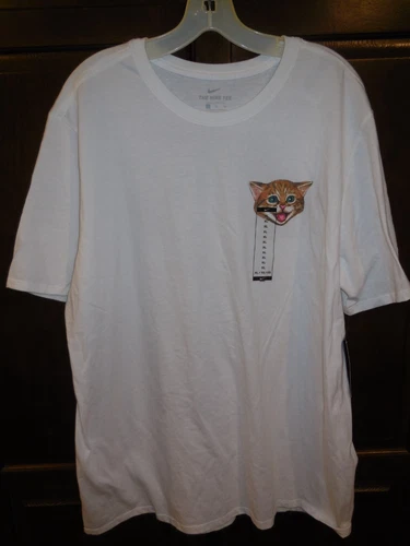 Men's Nike SB Cat Scratch T-Shirt -Style# 816369-100- Size XL -Authentic & NEW