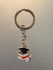 2026 Graduation Congrats Keychain Cap Diploma Book Free Gift - 3