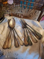 lot de couverts monogrammés