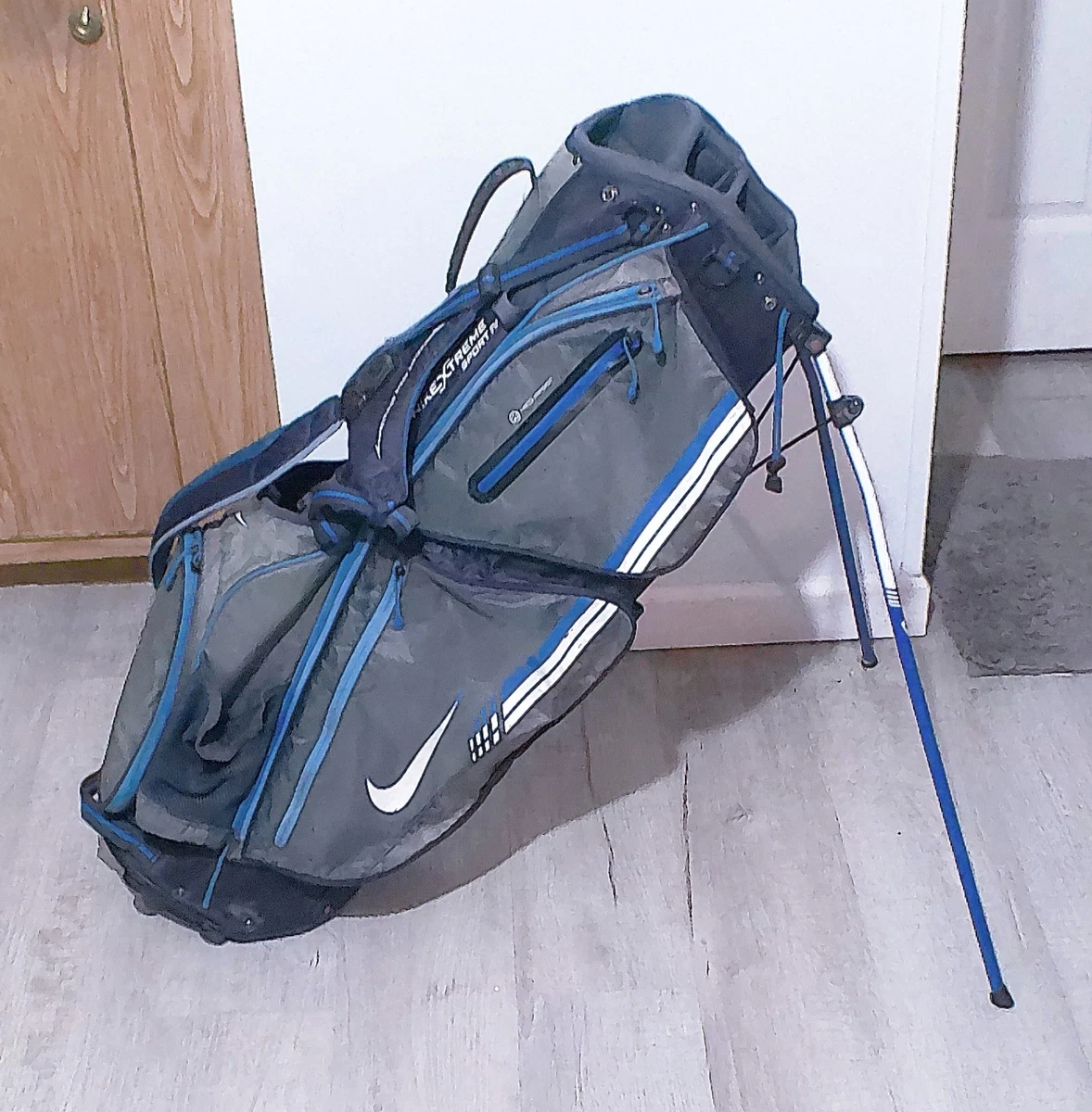 Nike Golf Bags with Dual Strap System for sale | eBay