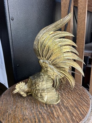 Vintage 1960s Mid-Century Modern Brass Fighting Rooster Sculpture   9 1/4  T