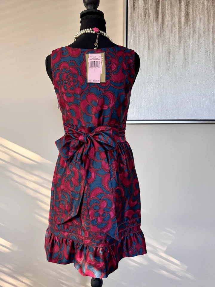 全新带标签 罕见 Juicy Couture Heritage 金属色 100% 真丝花卉连衣裙 尺寸 0 MSRP $298 — 第 4/4 张图片