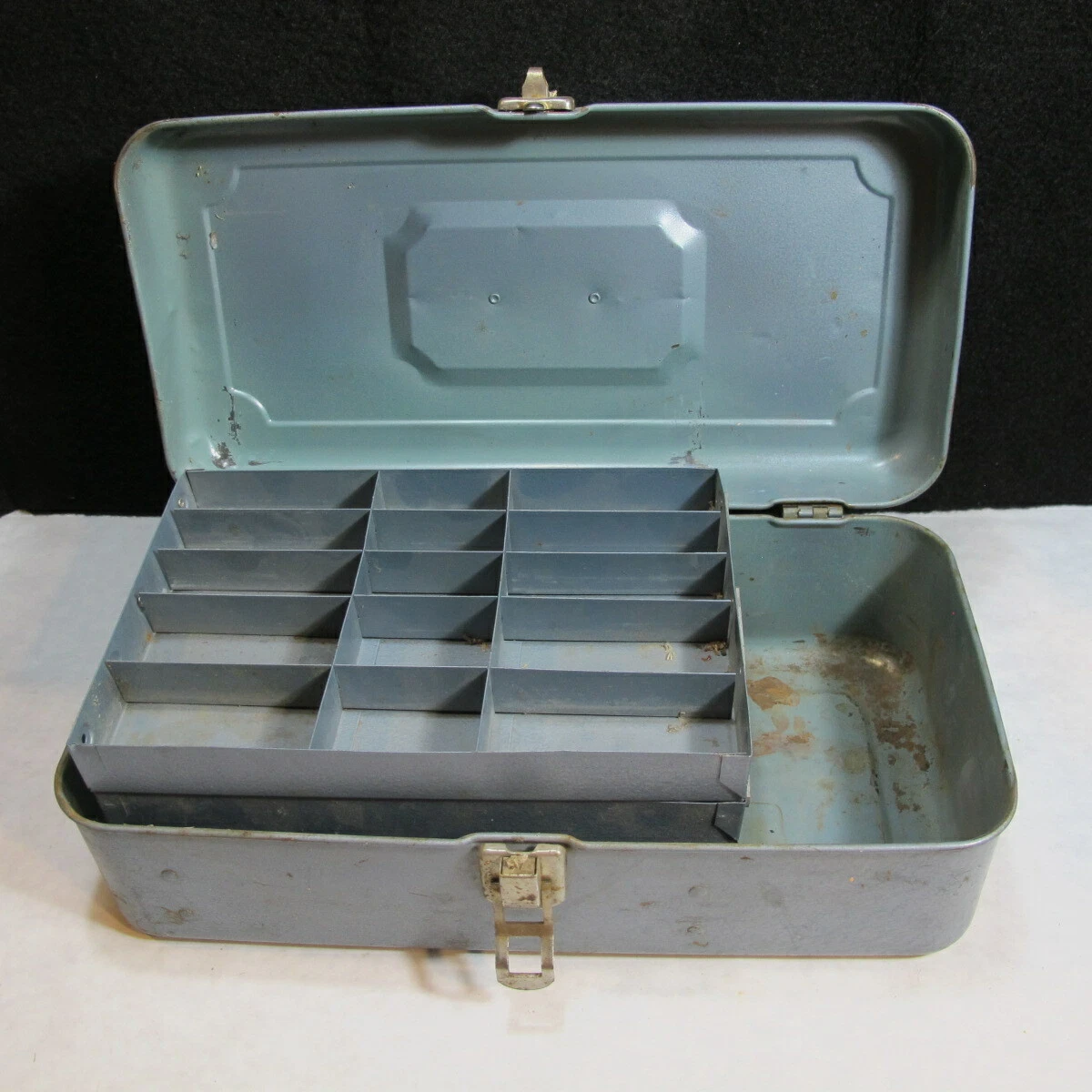 Vintage Metal Tool 2 Shelf Tackle Box Locking Ol Salmon River Fishing Cabin  Find