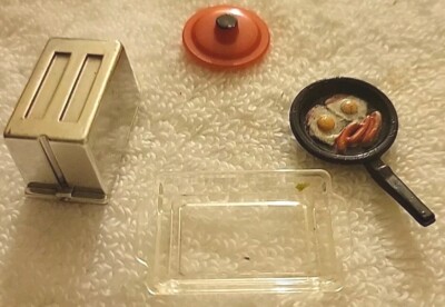 Lundby Dollhouse Toaster And Food Cookware  Scale Kitchen Accessory Lot